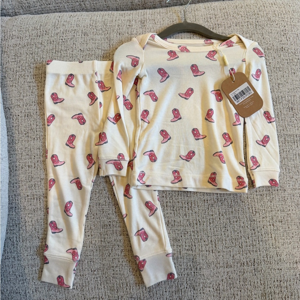 Angel Dear Cream Pajama Set with Pink Boot Print